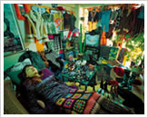 都築響一《着倒れ方丈記 アナ スイ》2001/2009年