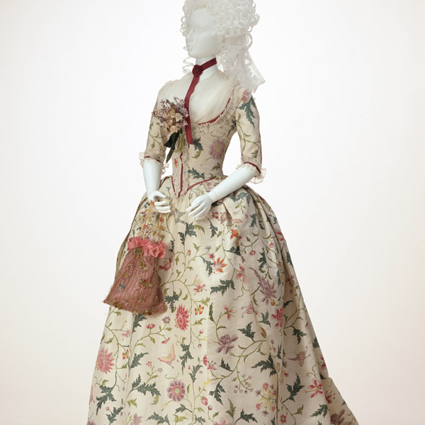 Dress (robe à l'anglaise)