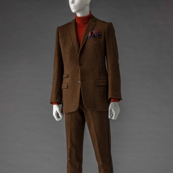 Suit (jacket and trousers)