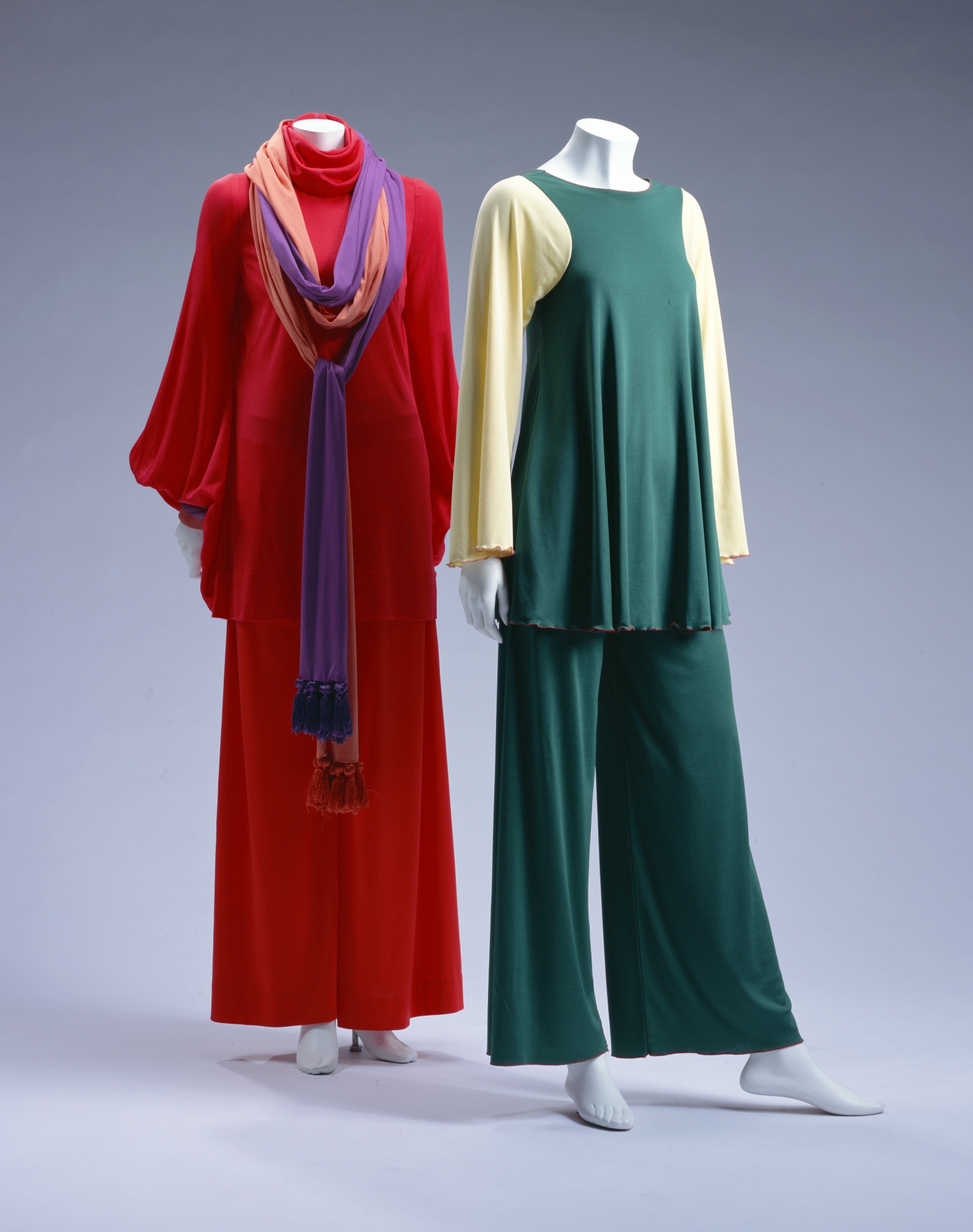 Tunic, Pants [Left] Tunic, Pants [Right]