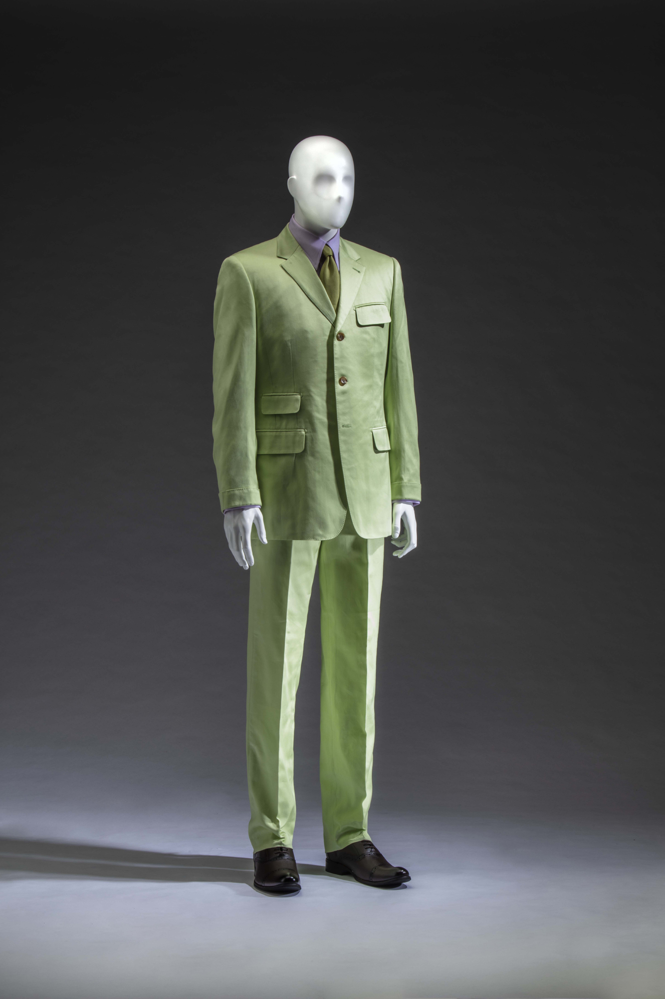 Suit (jacket and trousers)