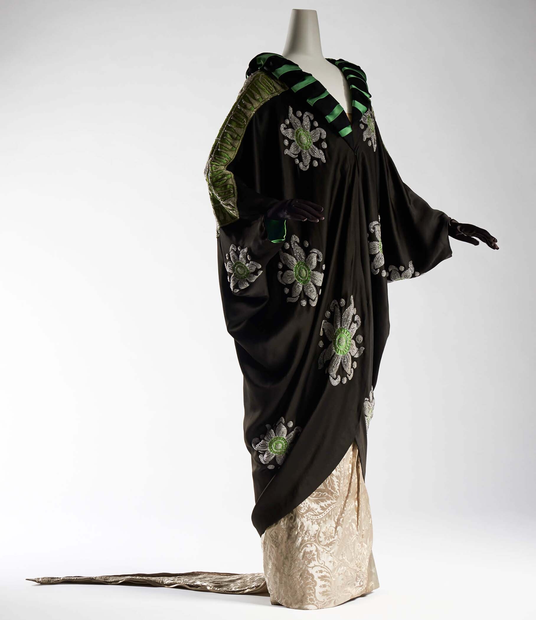 イヴニング・コート