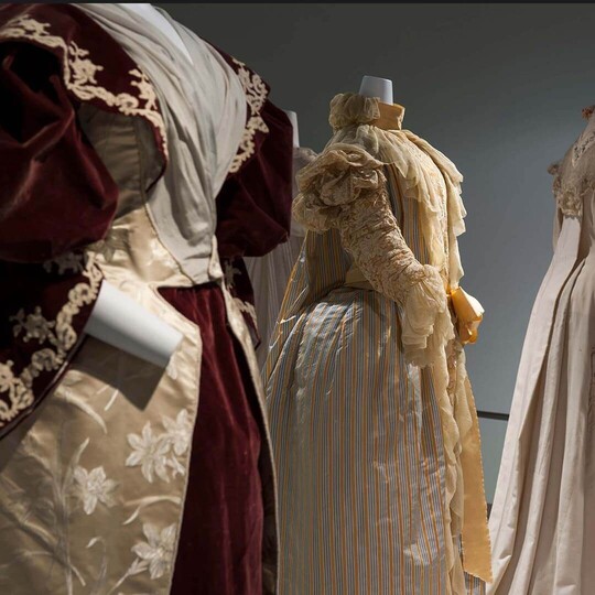 収蔵品紹介 18
 お茶会の楽しみ